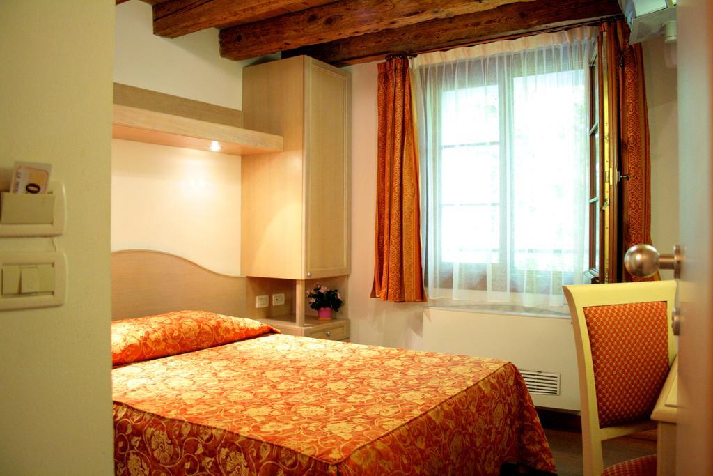 La Meridiana Crocetta del Montello ภายนอก รูปภาพ